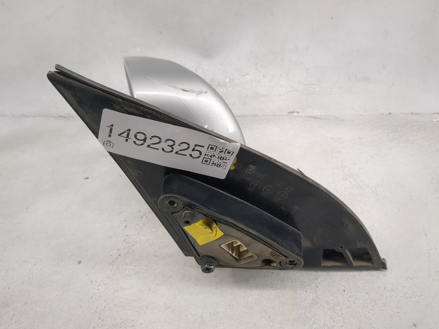 2004-2008 Suzuki Forenza Driver Side View Mirror - Left Door Mirror OEM Used - Oemusedautoparts1.com