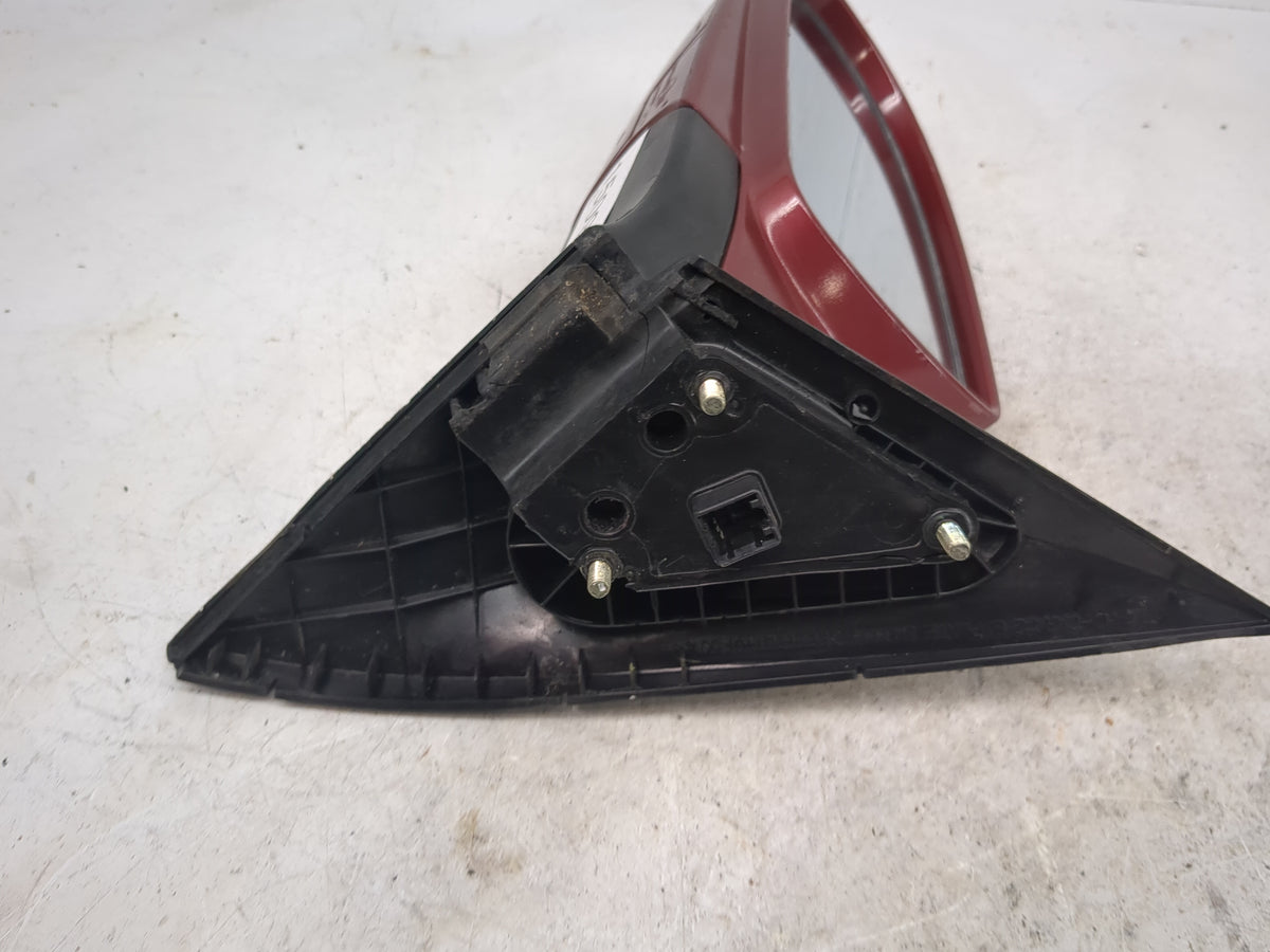 2004-2008 Suzuki Forenza Driver Side View Mirror - Left Door Mirror OEM Used - Oemusedautoparts1.com