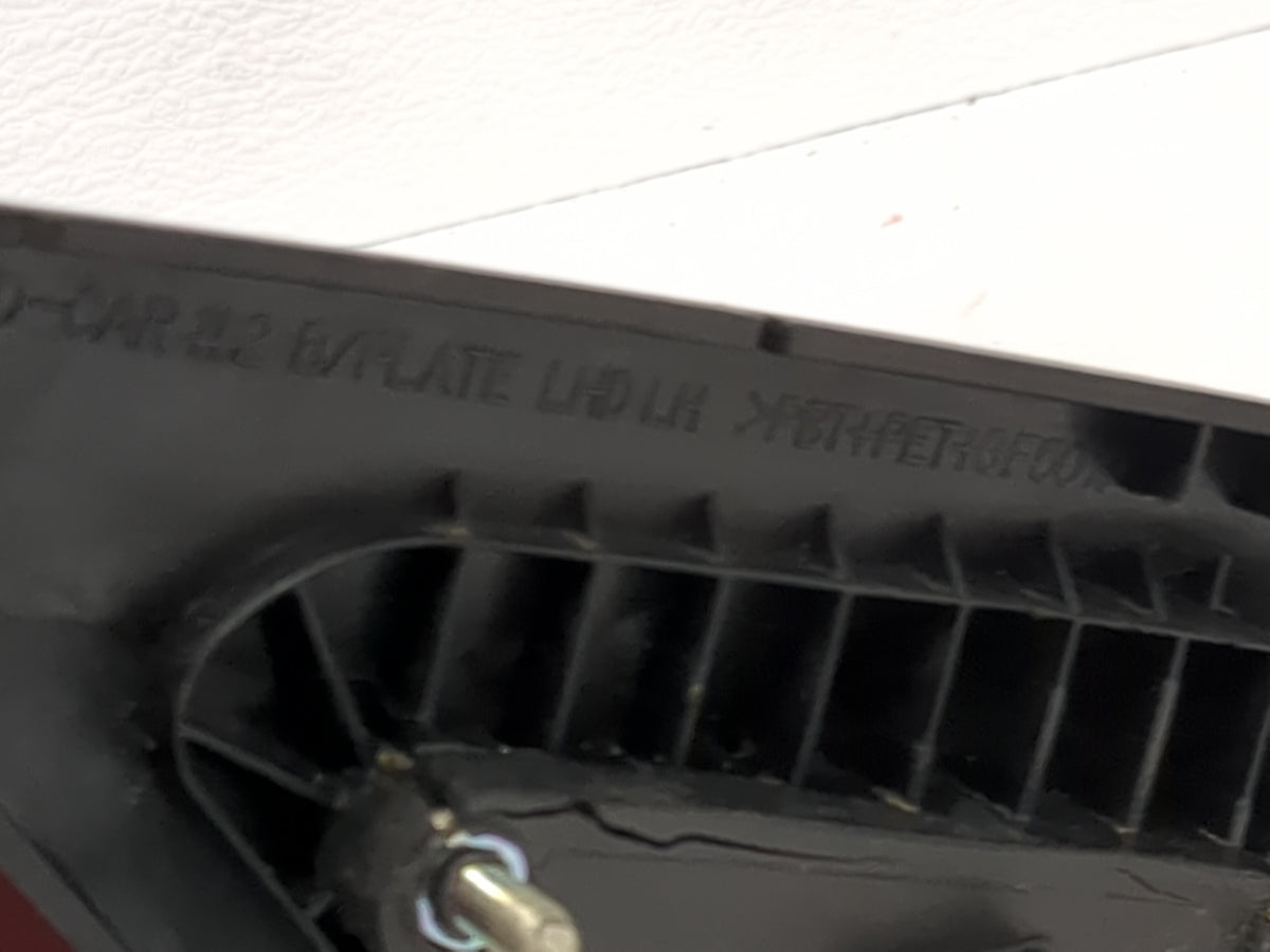 2004-2008 Suzuki Forenza Driver Side View Mirror - Left Door Mirror OEM Used - Oemusedautoparts1.com