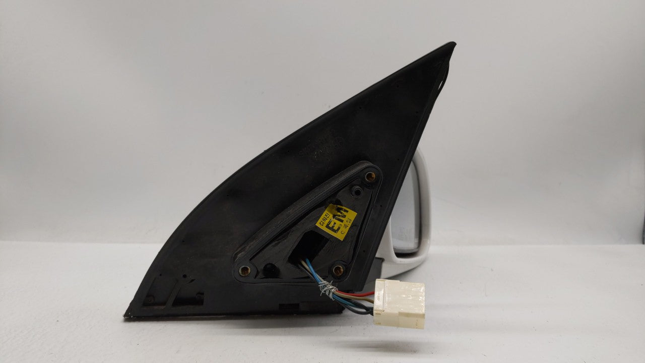 2004-2008 Suzuki Forenza Passenger Side View Mirror - Right Door Mirror OEM Used - Oemusedautoparts1.com