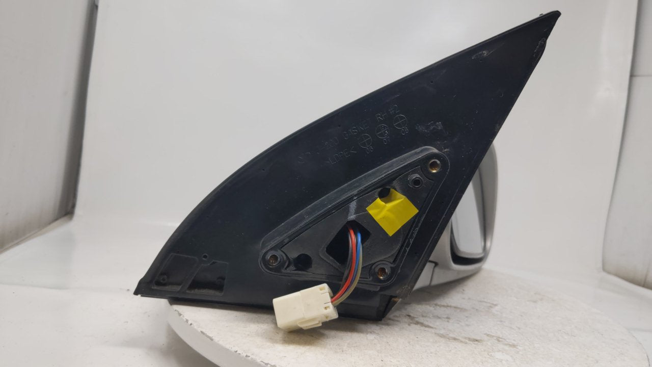 2004-2008 Suzuki Forenza Passenger Side View Mirror - Right Door Mirror OEM Used - Oemusedautoparts1.com