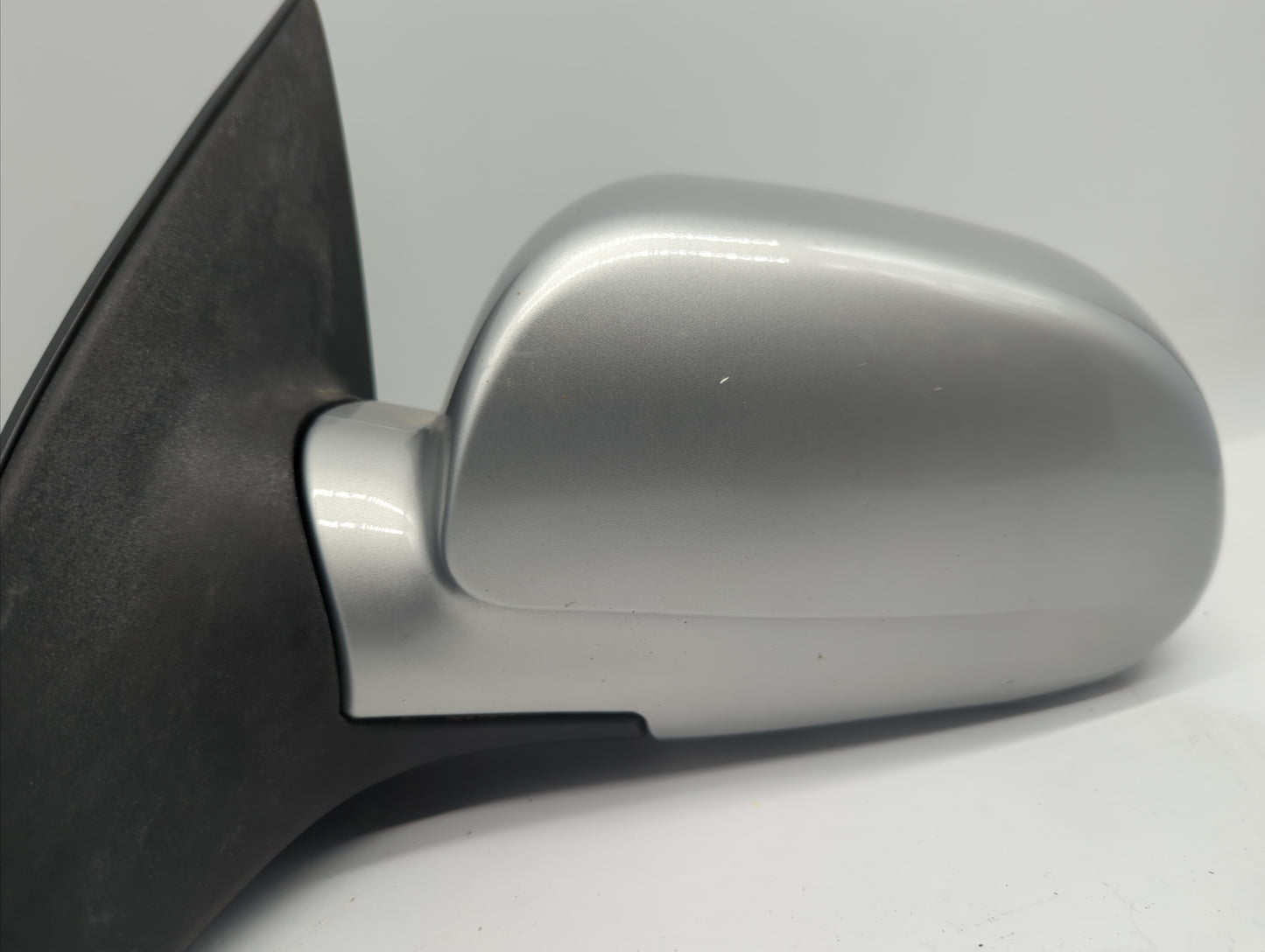 2004-2008 Suzuki Forenza Driver Side View Mirror - Left Door Mirror OEM Used - Oemusedautoparts1.com