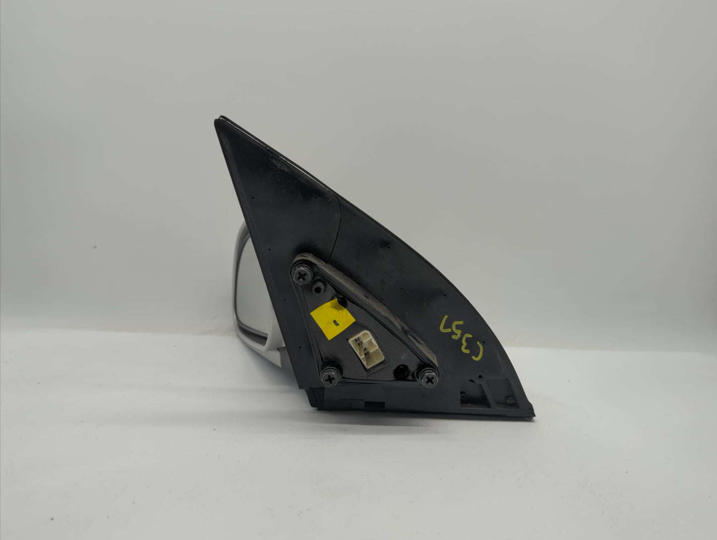 2004-2008 Suzuki Forenza Driver Side View Mirror - Left Door Mirror OEM Used - Oemusedautoparts1.com