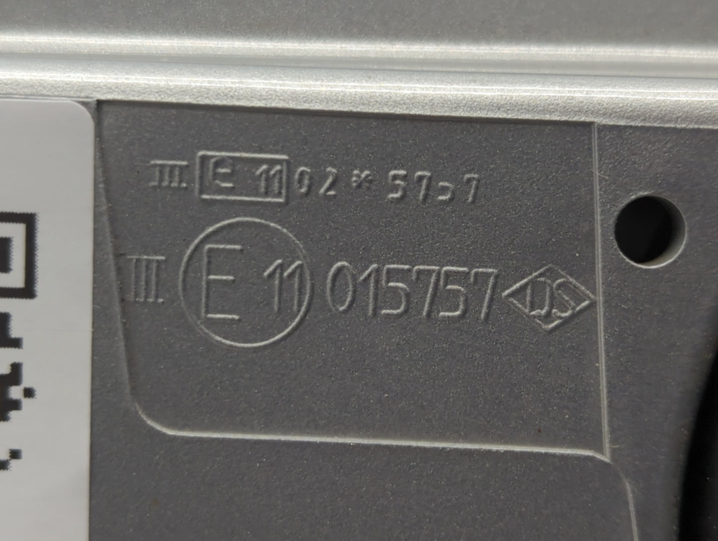 2004-2008 Suzuki Forenza Driver Side View Mirror - Left Door Mirror OEM Used - Oemusedautoparts1.com