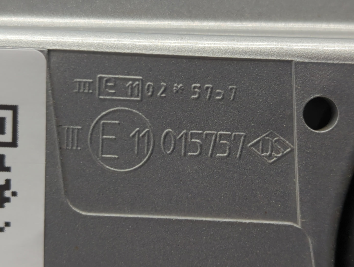 2004-2008 Suzuki Forenza Driver Side View Mirror - Left Door Mirror OEM Used - Oemusedautoparts1.com