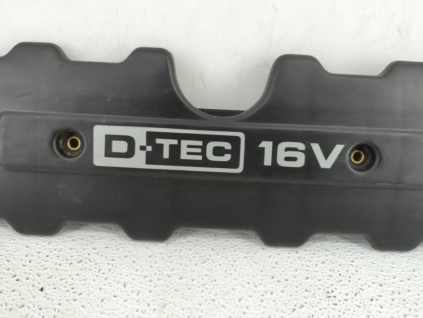 2008 Suzuki Forenza Engine Cover - Oemusedautoparts1.com