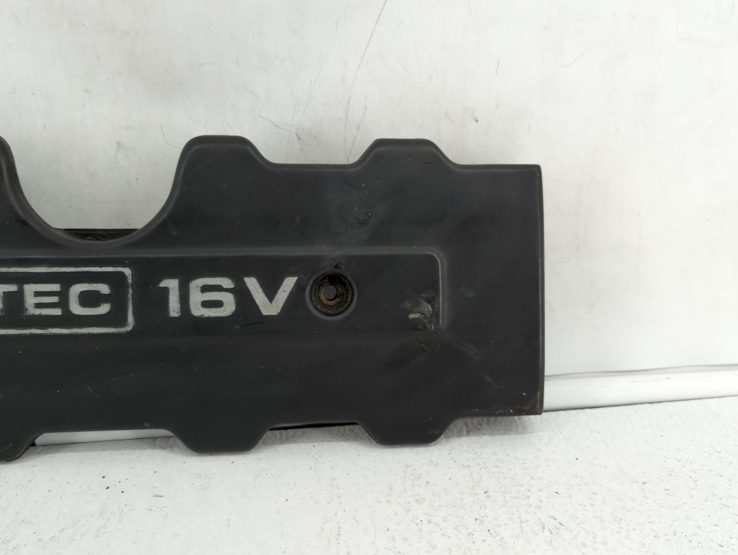 2008 Suzuki Forenza Engine Cover Black - Oemusedautoparts1.com