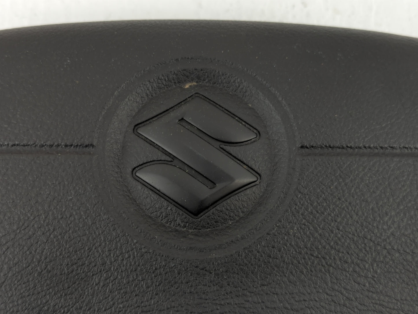 2004-2008 Suzuki Forenza Air Bag Driver Left Steering Wheel Mounted P/N:AN8CX4ZGS AN3CX0ATF Fits Fits 2004 2005 2006 2007 20
