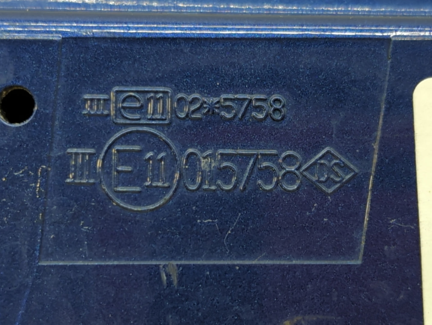 2004-2008 Suzuki Forenza Passenger Side View Mirror - Right Door Mirror OEM Used - Oemusedautoparts1.com