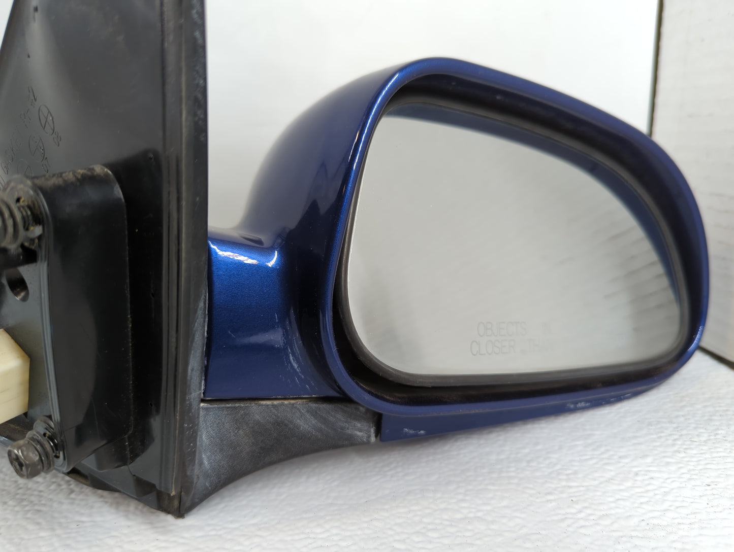 2004-2008 Suzuki Forenza Passenger Side View Mirror - Right Door Mirror OEM Used - Oemusedautoparts1.com