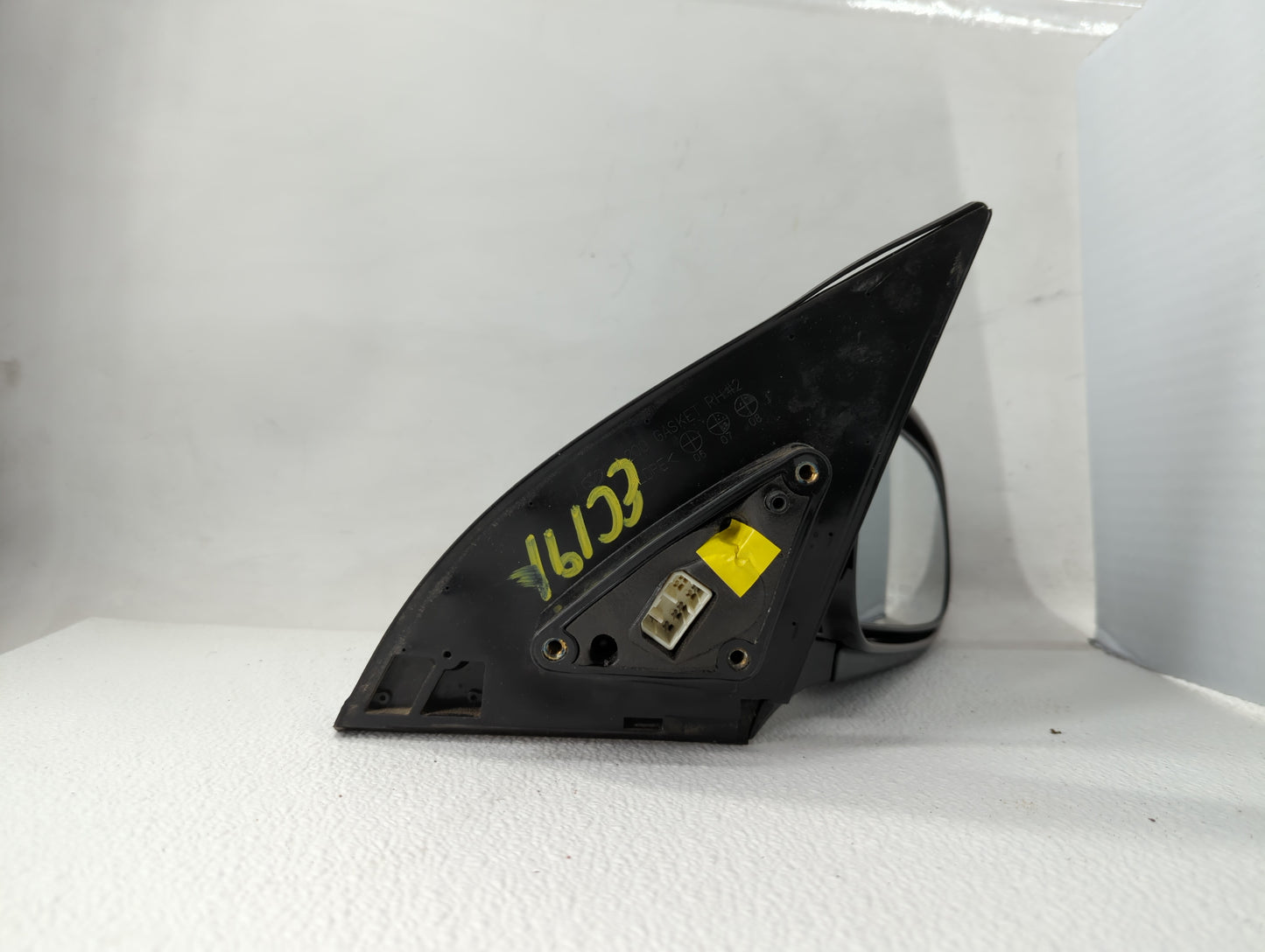 2005-2008 Suzuki Reno Passenger Side View Mirror - Right Door Mirror OEM Used - Oemusedautoparts1.com