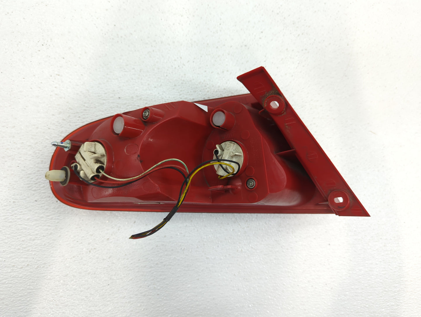 2005-2008 Suzuki Reno Tail Light Assembly Passenger Right OEM P/N:A047815 Fits Fits 2005 2006 2007 2008 OEM Used Auto Parts 