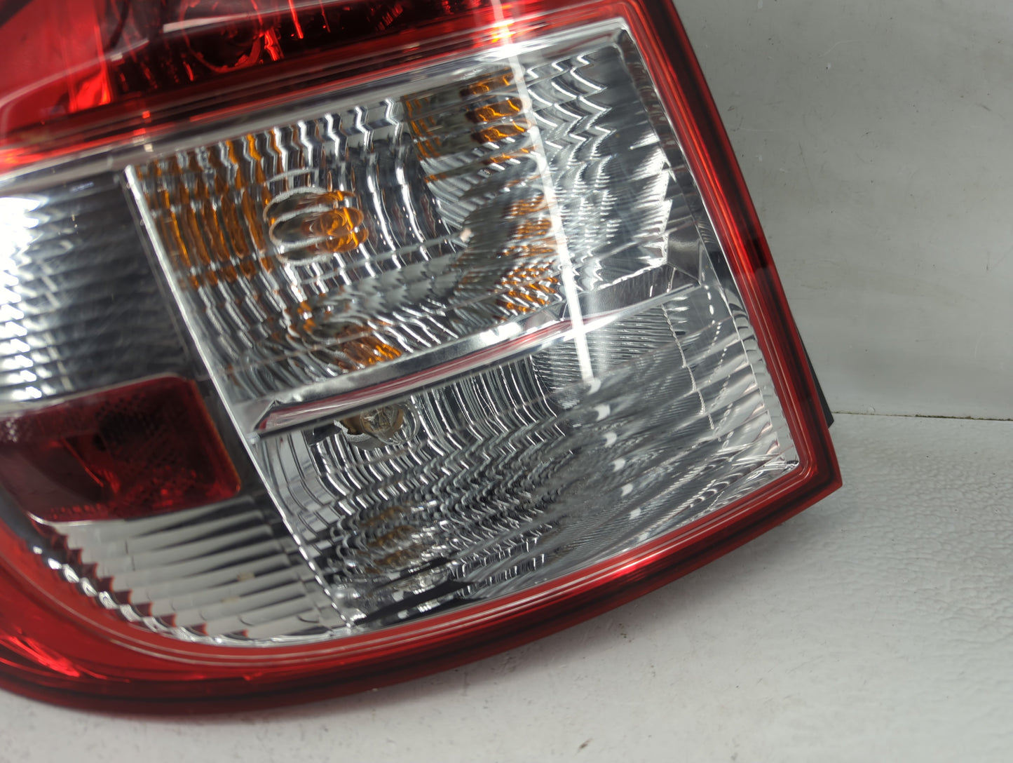 2008-2013 Suzuki Sx4 Tail Light Assembly Driver Left OEM P/N:220-59152 Fits Fits 2008 2009 2010 2011 2012 2013 OEM Used Auto