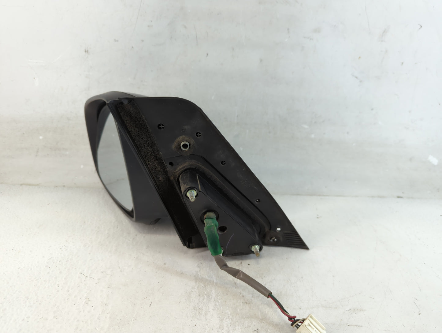 2007-2013 Suzuki Sx4 Driver Left Side View Manual Door Mirror Black - Oemusedautoparts1.com