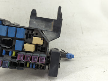 2008 Suzuki Sx4 Fusebox Fuse Box Panel Relay Module Fits OEM Used Auto Parts - Oemusedautoparts1.com