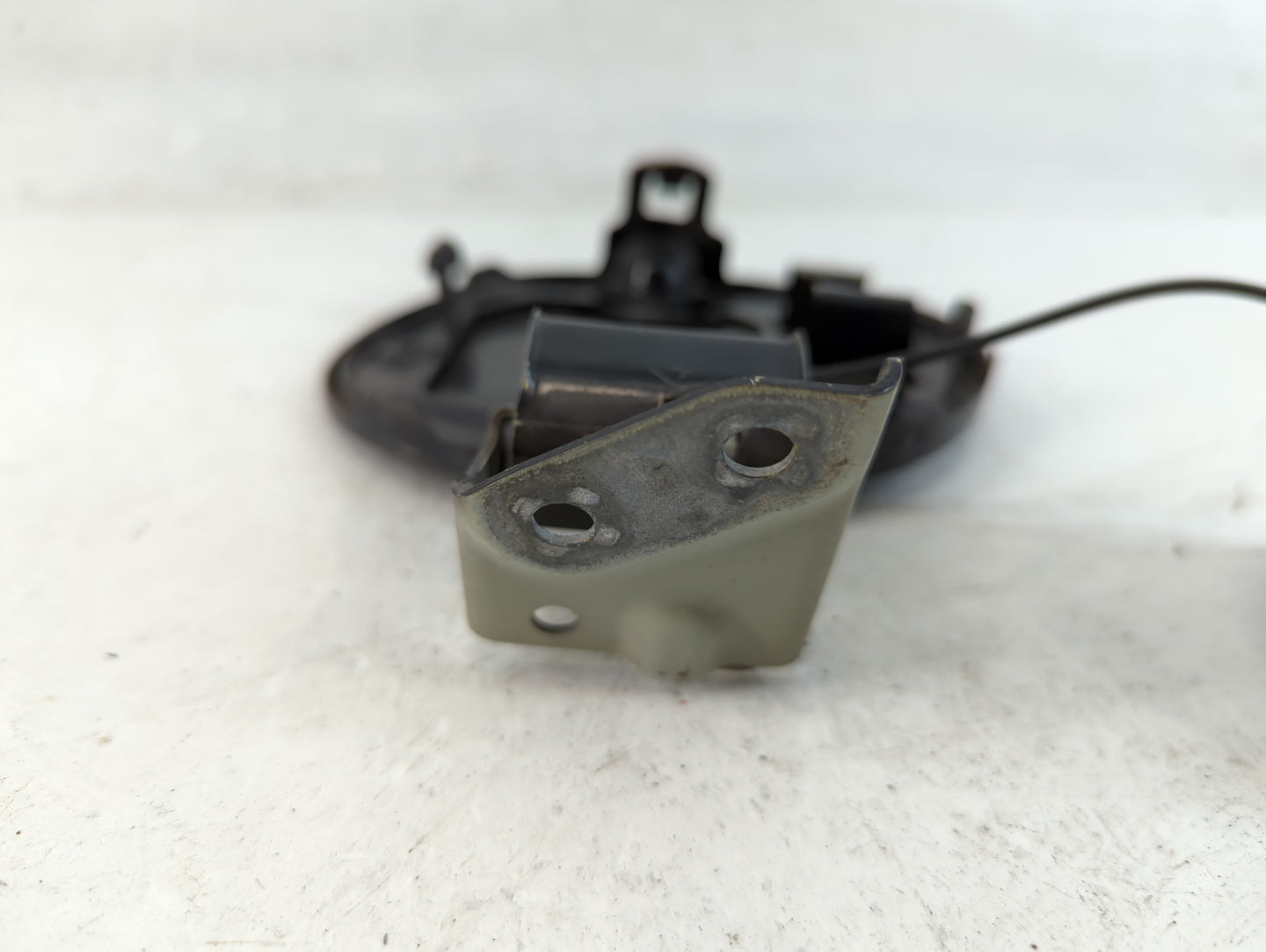 2008 Suzuki Sx4 Fuel Tank Door Lid Gas Tank Black - Oemusedautoparts1.com