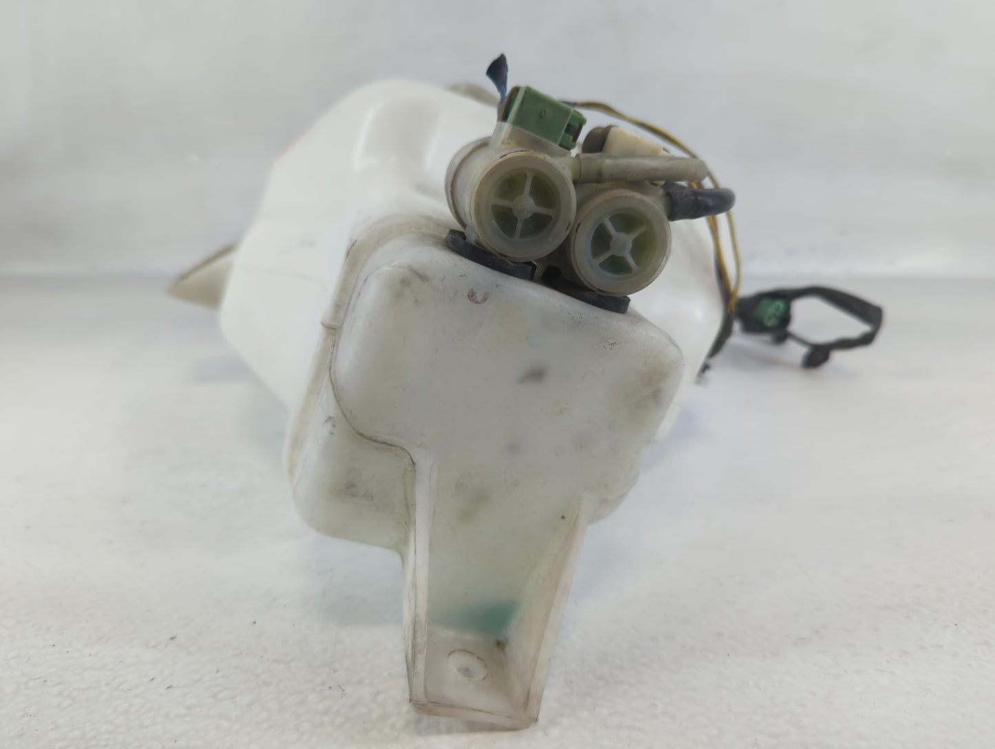 2008-2013 Suzuki Sx4 Windshield Washer Fluid Reservoir Bottle Oem - Oemusedautoparts1.com