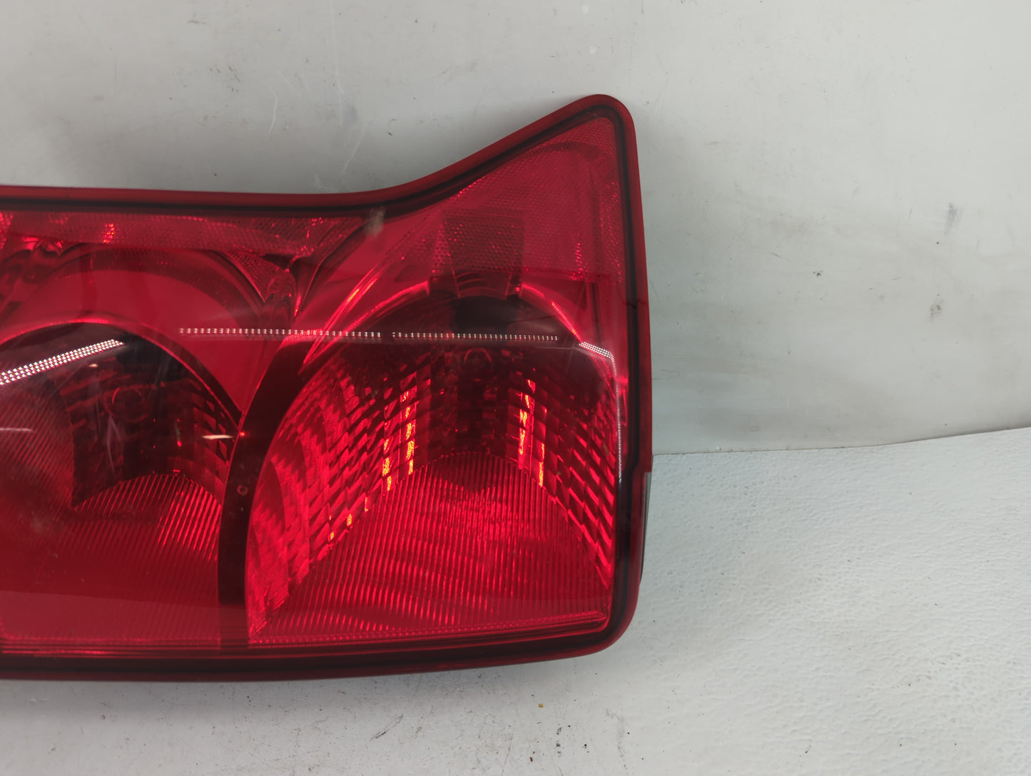 2008 Suzuki Vitara Tail Light Assembly Driver Left OEM P/N:25842440 Fits Fits 2007 2009 OEM Used Auto Parts - Oemusedautopar