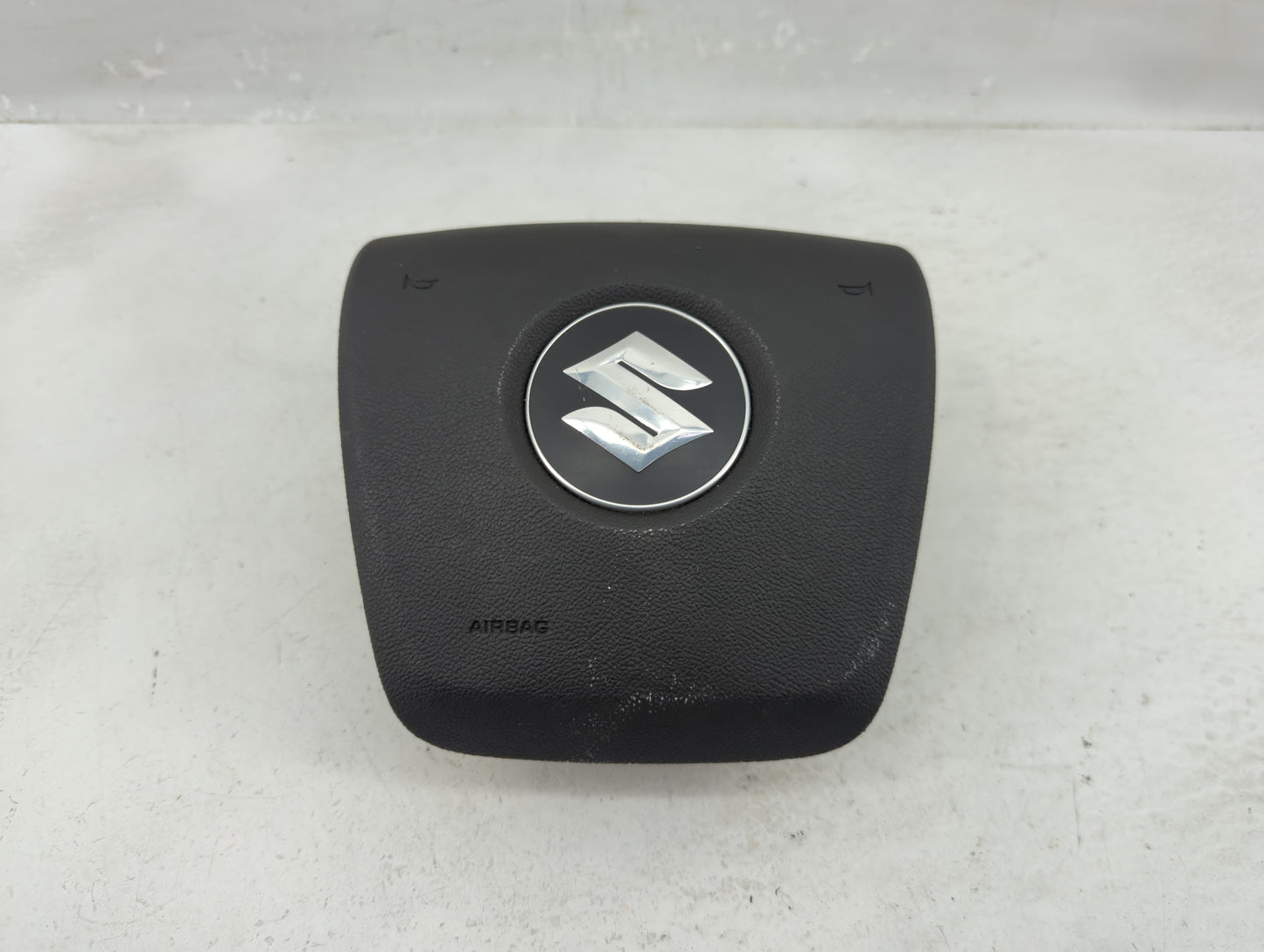 2008 Suzuki Vitara Air Bag Driver Left Steering Wheel Mounted Fits Fits 2007 2009 OEM Used Auto Parts - Oemusedautoparts1.co