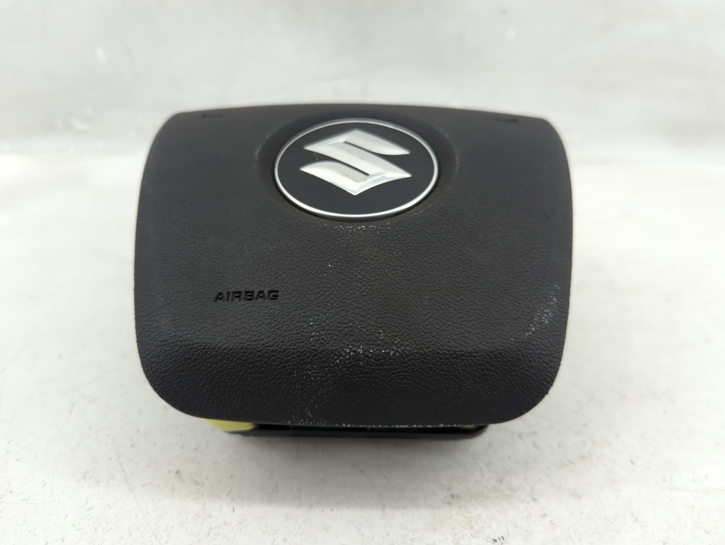 2008 Suzuki Vitara Air Bag Driver Left Steering Wheel Mounted Fits Fits 2007 2009 OEM Used Auto Parts - Oemusedautoparts1.co