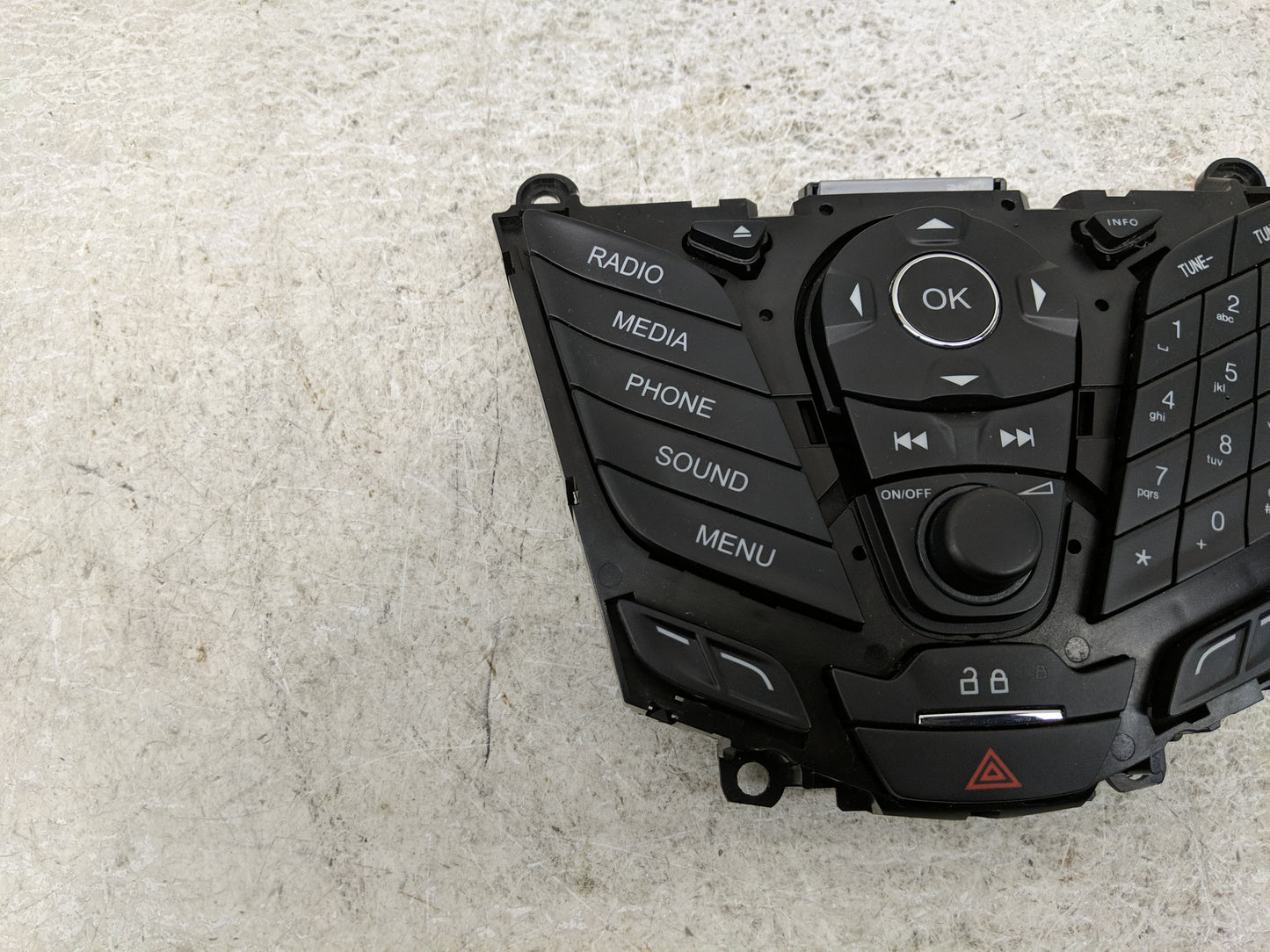 Suzuki Vitara Radio Control Panel - Oemusedautoparts1.com