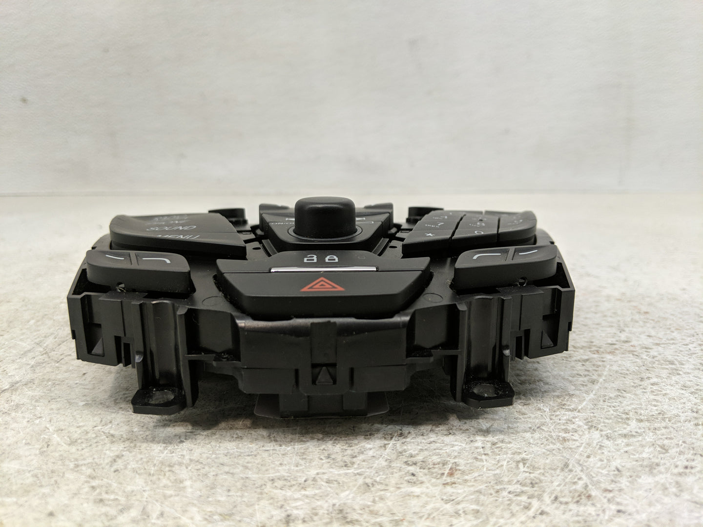Suzuki Vitara Radio Control Panel - Oemusedautoparts1.com