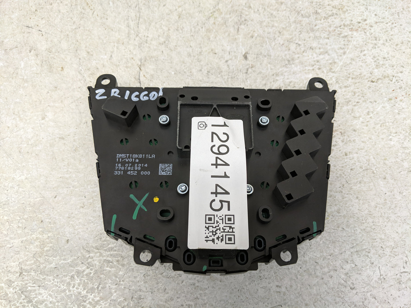 Suzuki Vitara Radio Control Panel - Oemusedautoparts1.com