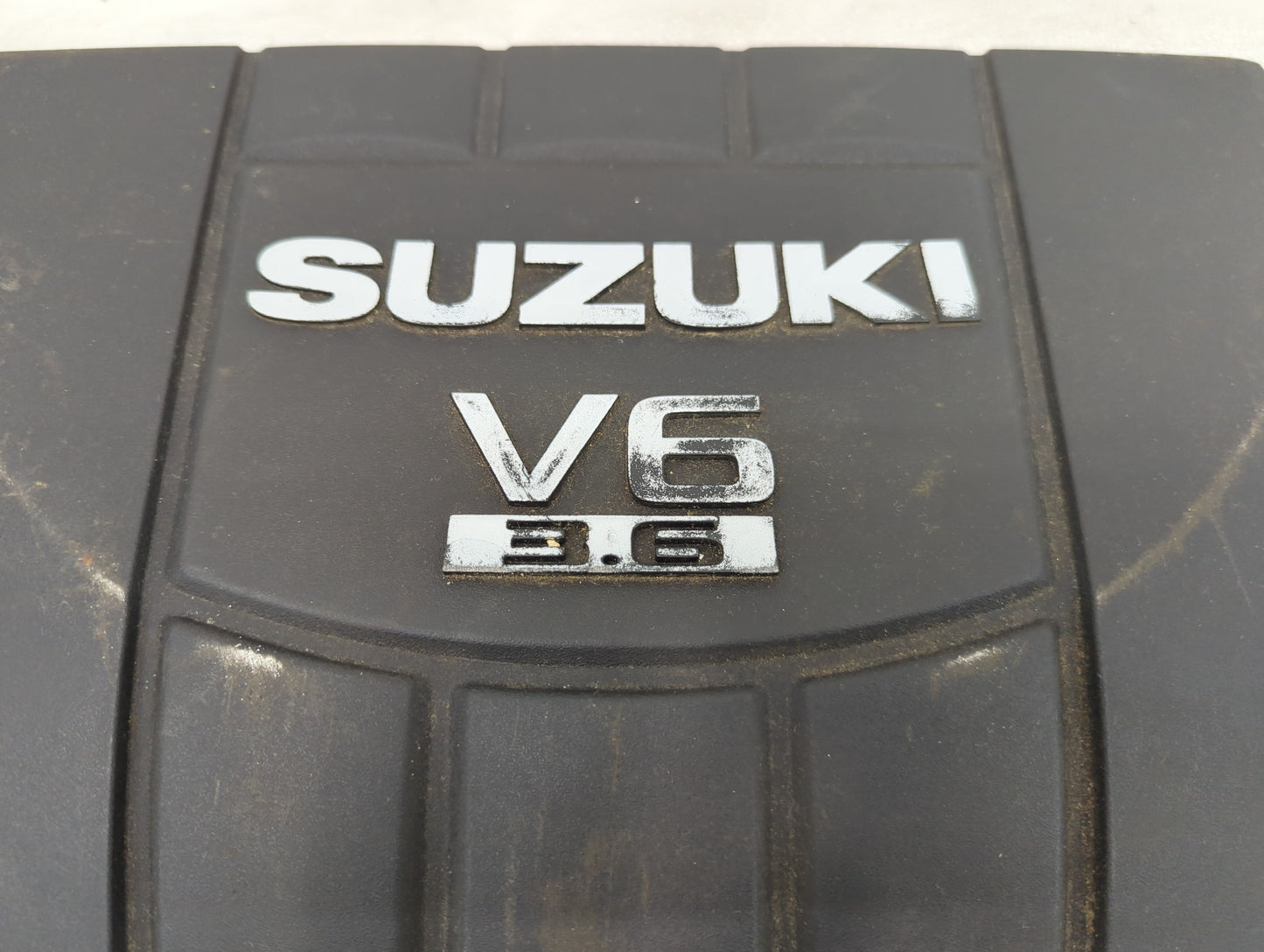 2008 Suzuki Vitara Engine Cover - Oemusedautoparts1.com