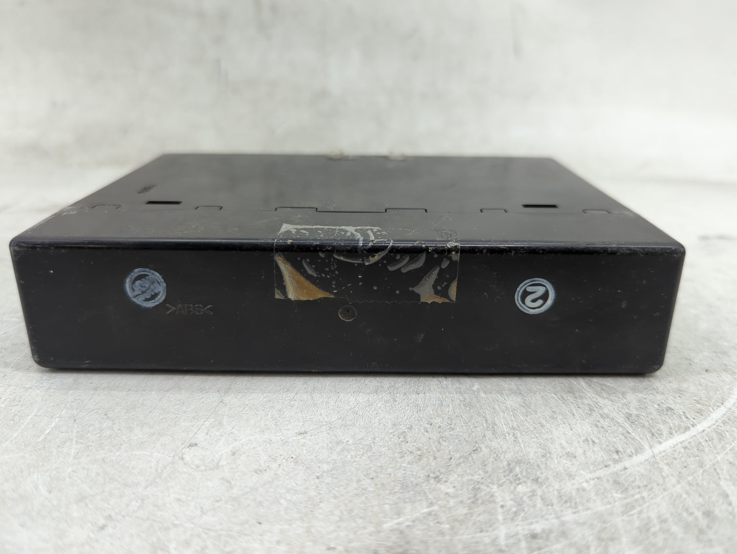 Suzuki Vitara Body Control Module Bcm 25847589|tn232400-0193 - Oemusedautoparts1.com