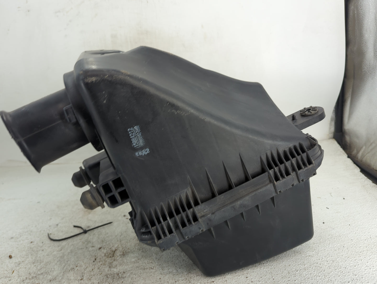 Suzuki Vitara Air Cleaner Intake-duct Hose Tube - Oemusedautoparts1.com