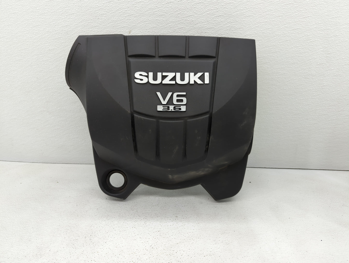 2008 Suzuki Vitara Engine Cover - Oemusedautoparts1.com