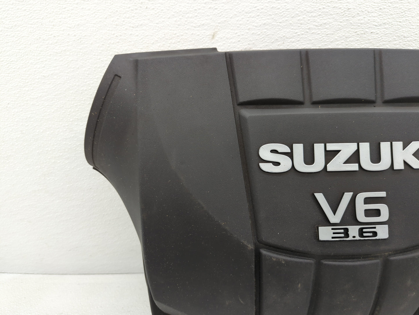 2008 Suzuki Vitara Engine Cover - Oemusedautoparts1.com
