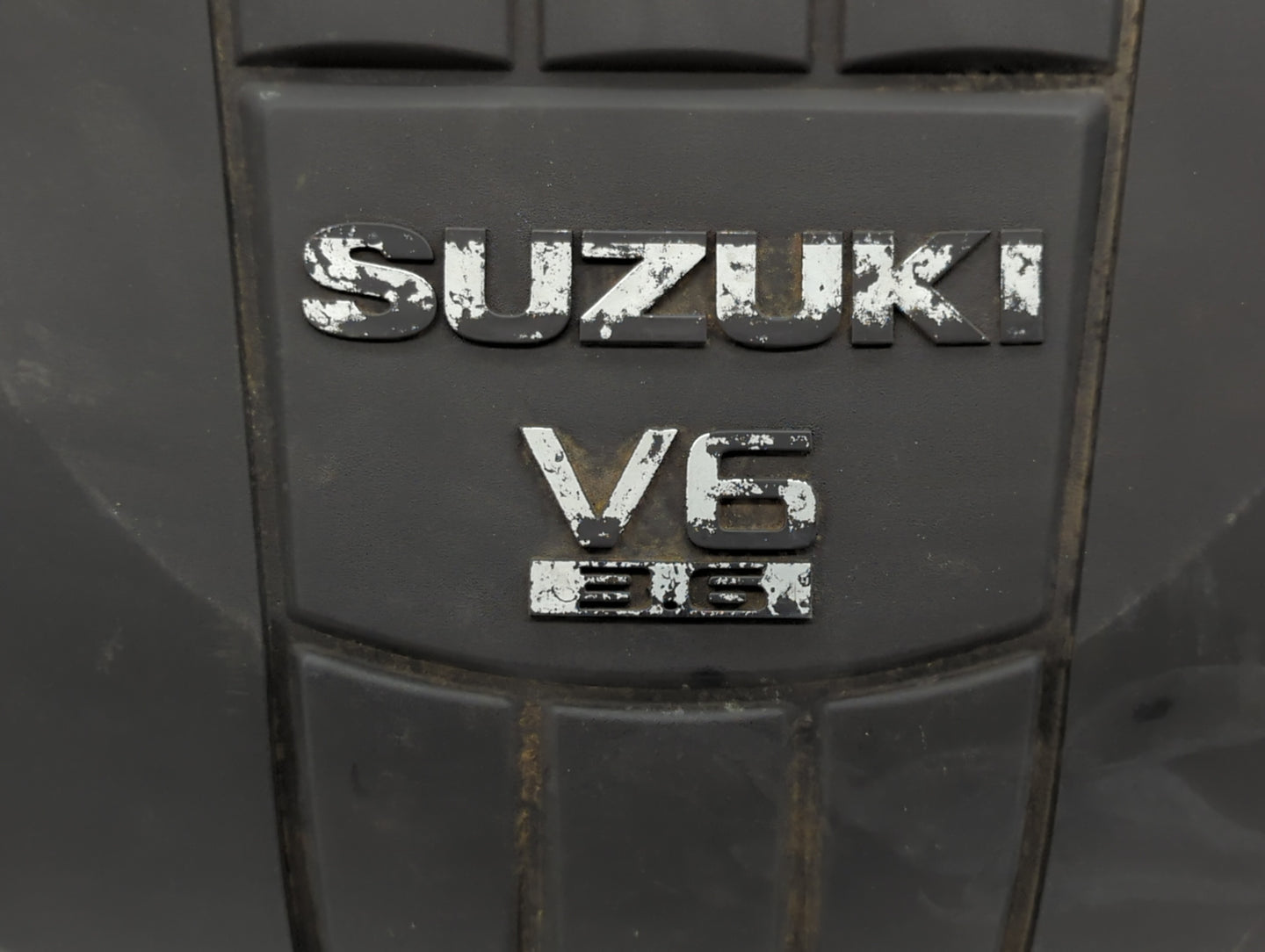 2008 Suzuki Vitara Engine Cover - Oemusedautoparts1.com
