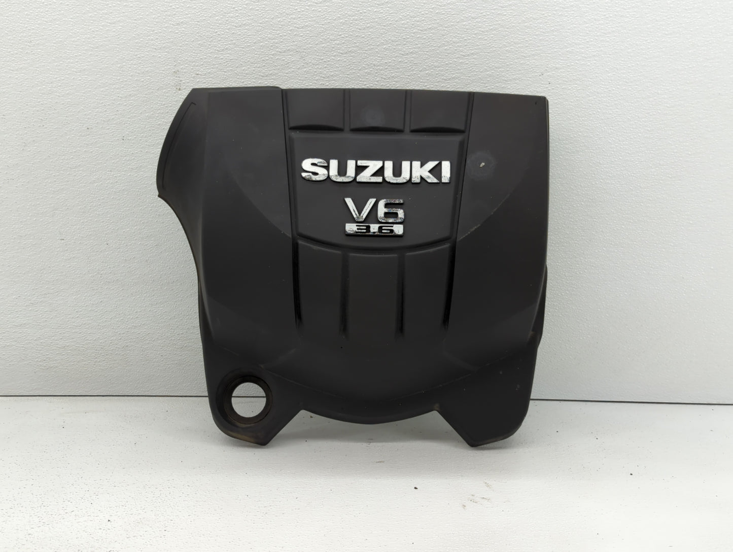 2008 Suzuki Vitara Engine Cover - Oemusedautoparts1.com