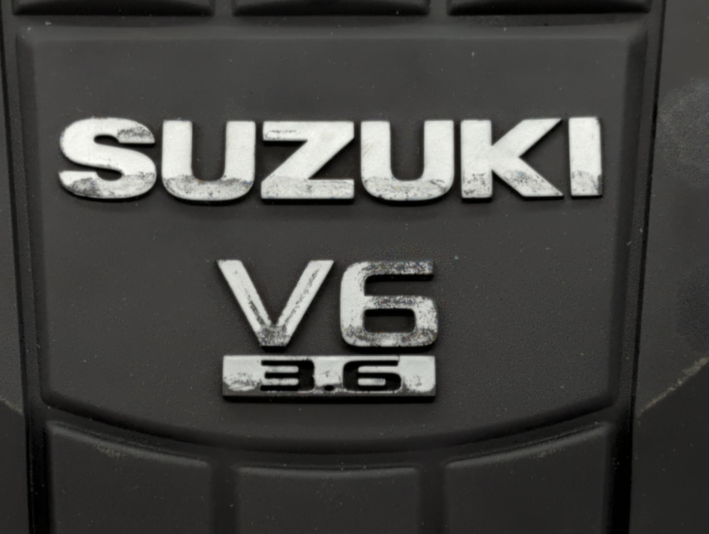 2008 Suzuki Vitara Engine Cover - Oemusedautoparts1.com