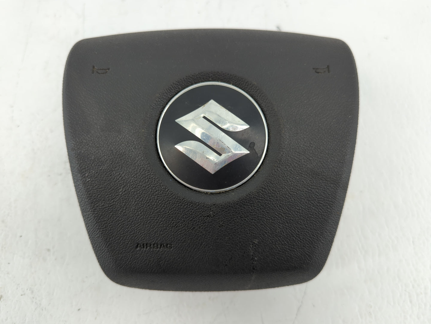 2008 Suzuki Vitara Air Bag Driver Left Steering Wheel Mounted Fits Fits 2007 2009 OEM Used Auto Parts - Oemusedautoparts1.co