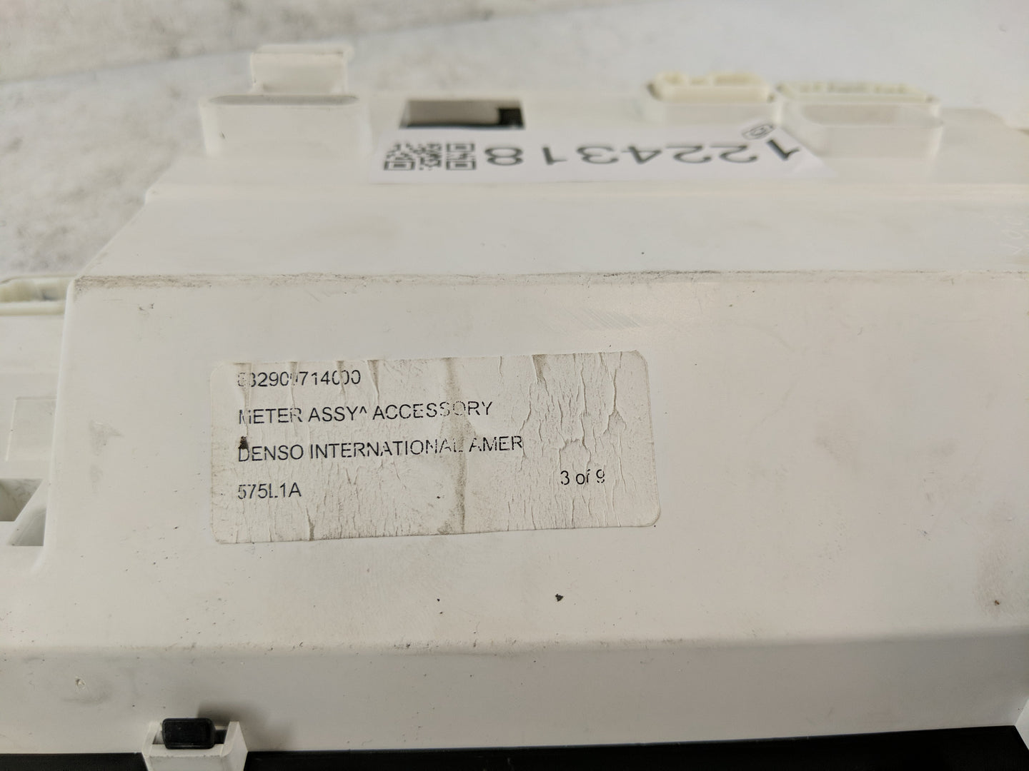 2008-2010 Toyota Avalon Information Display Screen - Oemusedautoparts1.com