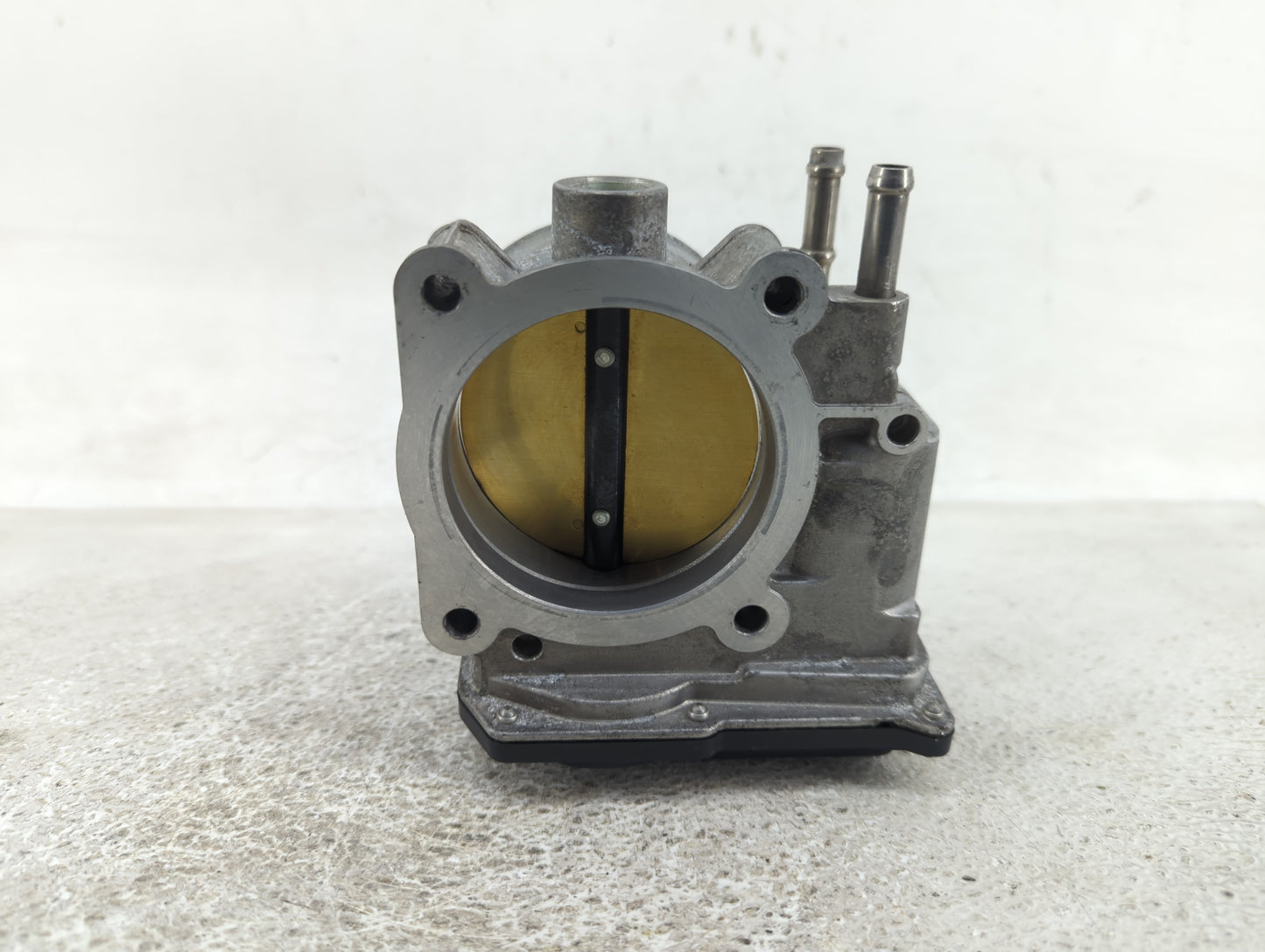 2005-2018 Toyota Avalon Throttle Body P/N:22030-0P050 Fits OEM Used Auto Parts - Oemusedautoparts1.com