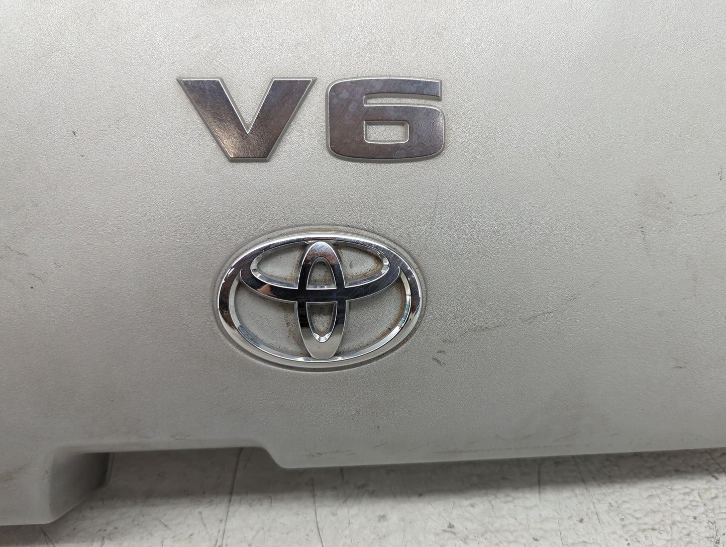 2008 Toyota Avalon Engine Cover - Oemusedautoparts1.com
