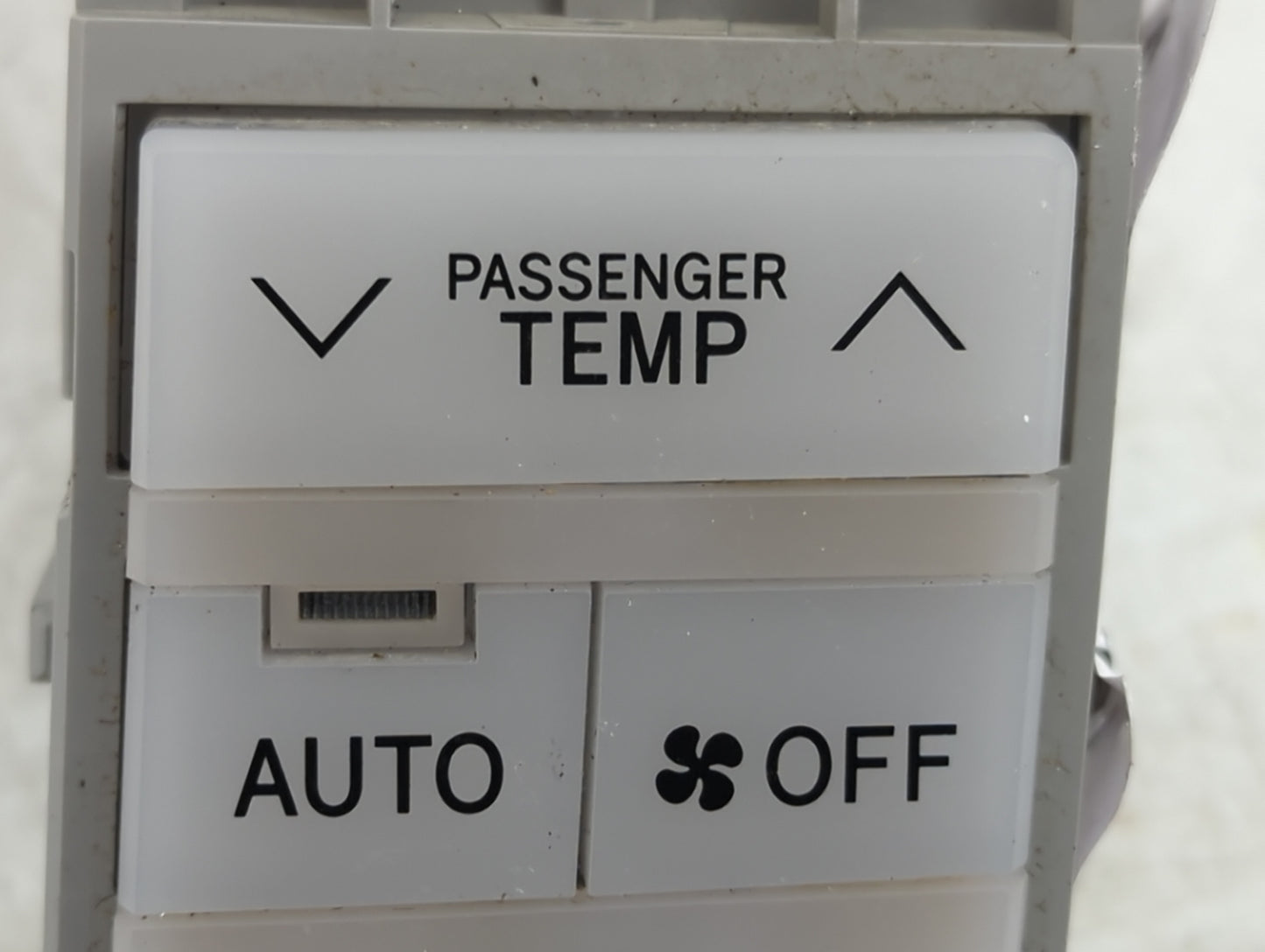2005-2010 Toyota Avalon Climate Control Module Temperature AC/Heater Replacement P/N:55900-07170 MX146570-4071 Fits OEM Used