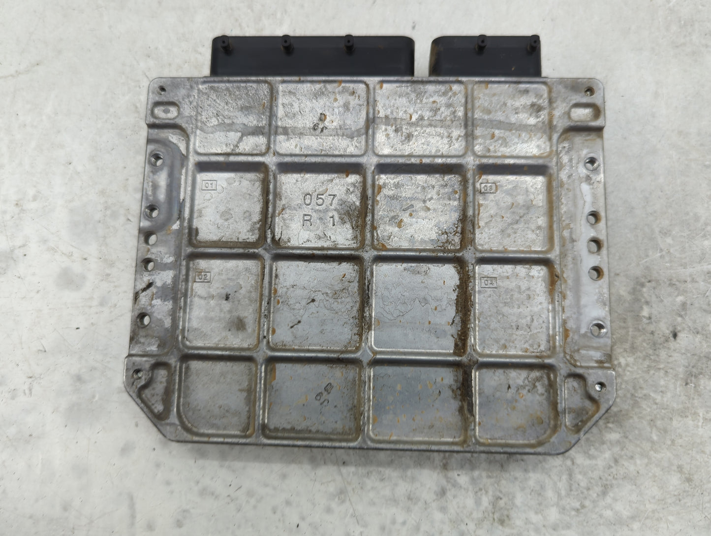 2008-2009 Toyota Avalon PCM Engine Control Computer ECU ECM PCU OEM P/N:89661-07480 Fits Fits 2008 2009 OEM Used Auto Parts 
