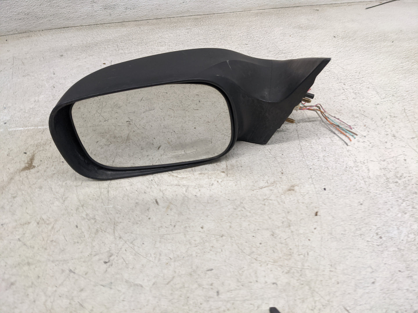 2008 Toyota Avalon Driver Side View Mirror - Left Door Mirror OEM Used - Oemusedautoparts1.com