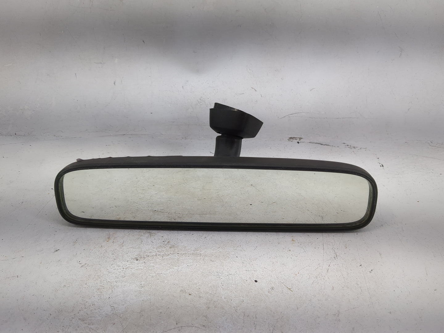 2008 Toyota Avalon Interior Rear View Mirror Replacement OEM P/N:E4 032196 E4 022196, A047171, Murakami 7227 Fits OEM Used A