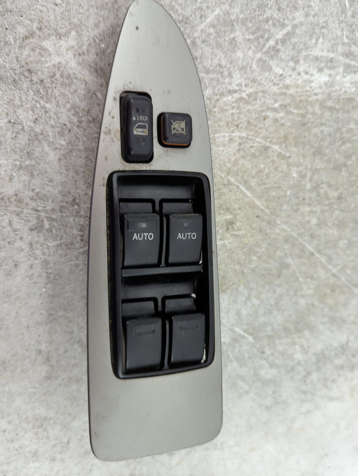 2005-2009 Toyota Avalon Master Power Window Switch Replacement Driver Side Left Fits Fits 2005 2006 2007 2008 2009 OEM Used 
