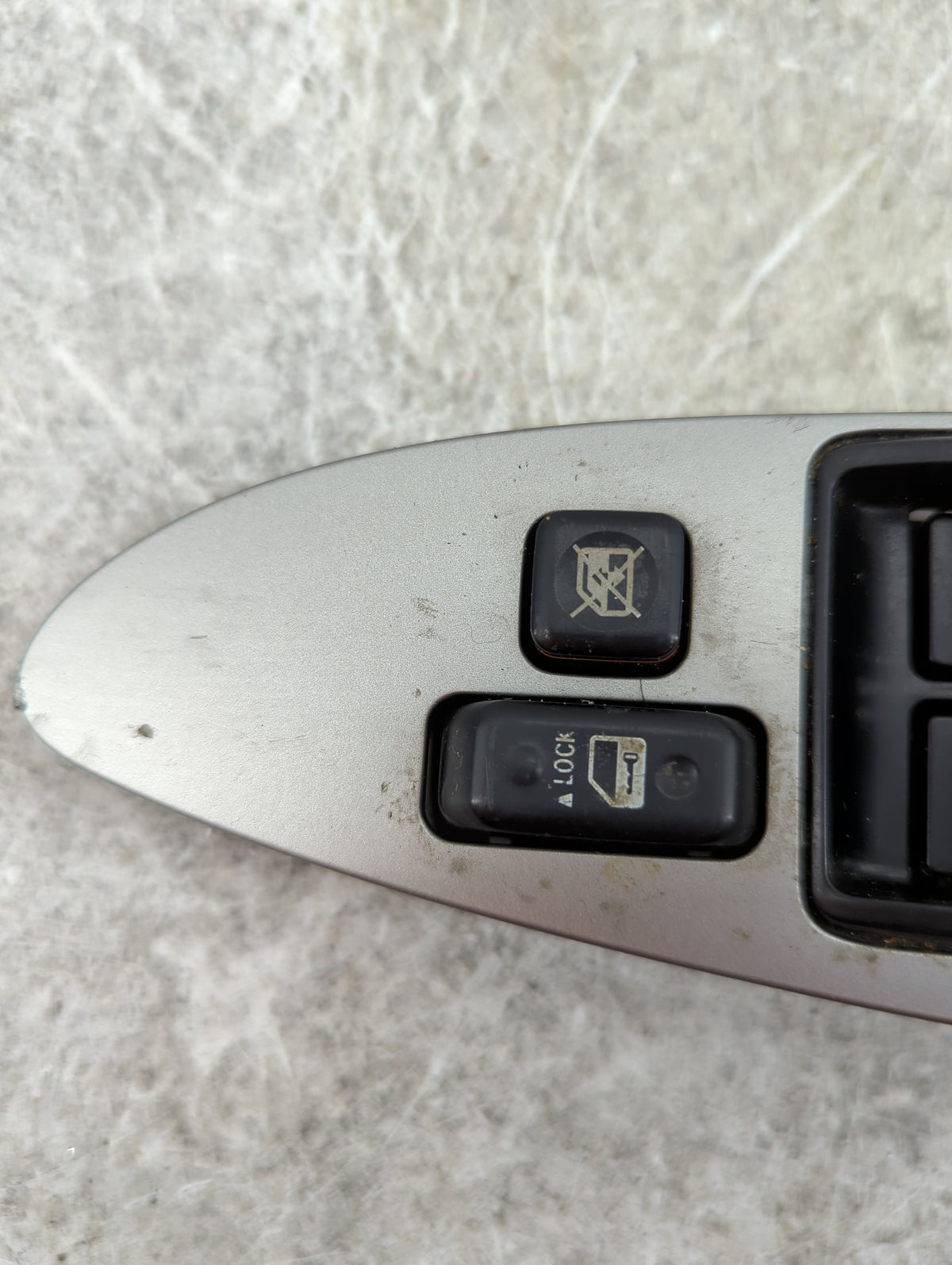 2005-2009 Toyota Avalon Master Power Window Switch Replacement Driver Side Left Fits Fits 2005 2006 2007 2008 2009 OEM Used 