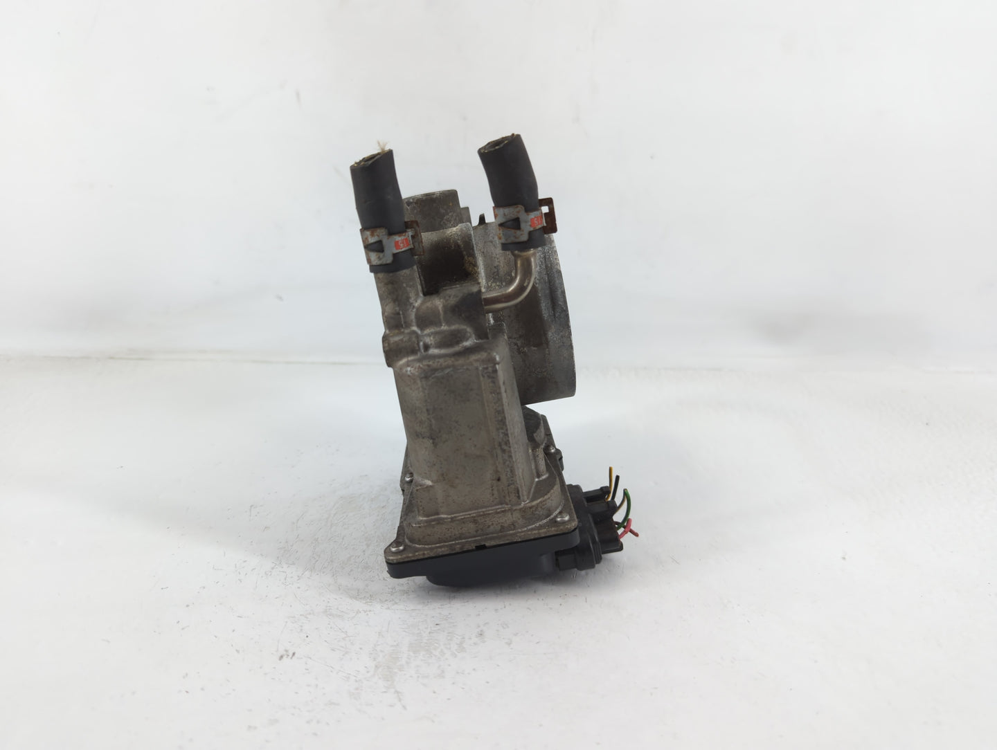 2005-2018 Toyota Avalon Throttle Body P/N:22030-0P050 Fits OEM Used Auto Parts - Oemusedautoparts1.com