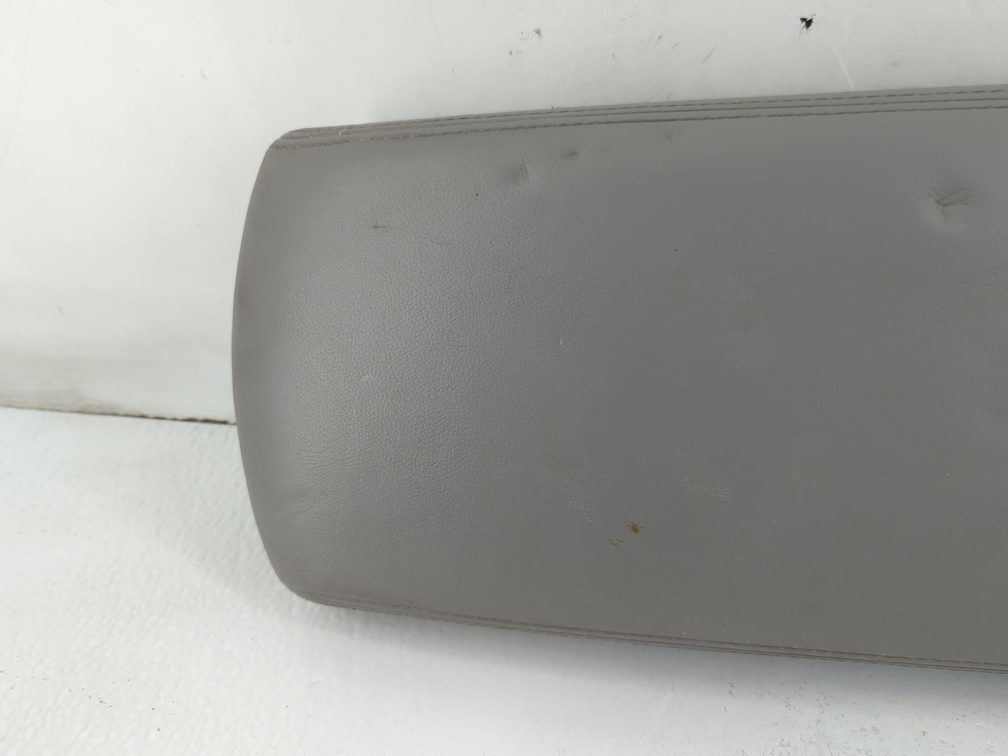 2008 Toyota Camry Center Console Armrest Cover Lid P/N:21207A Fits OEM Used Auto Parts - Oemusedautoparts1.com
