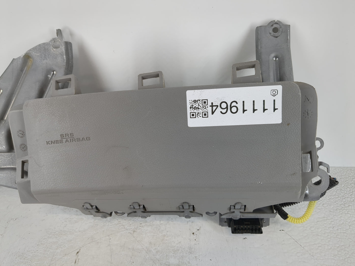 2007-2011 Toyota Camry Air Bag Passenger Seat Right OEM P/N:228188307M38 Fits Fits 2007 2008 2009 2010 2011 OEM Used Auto Pa