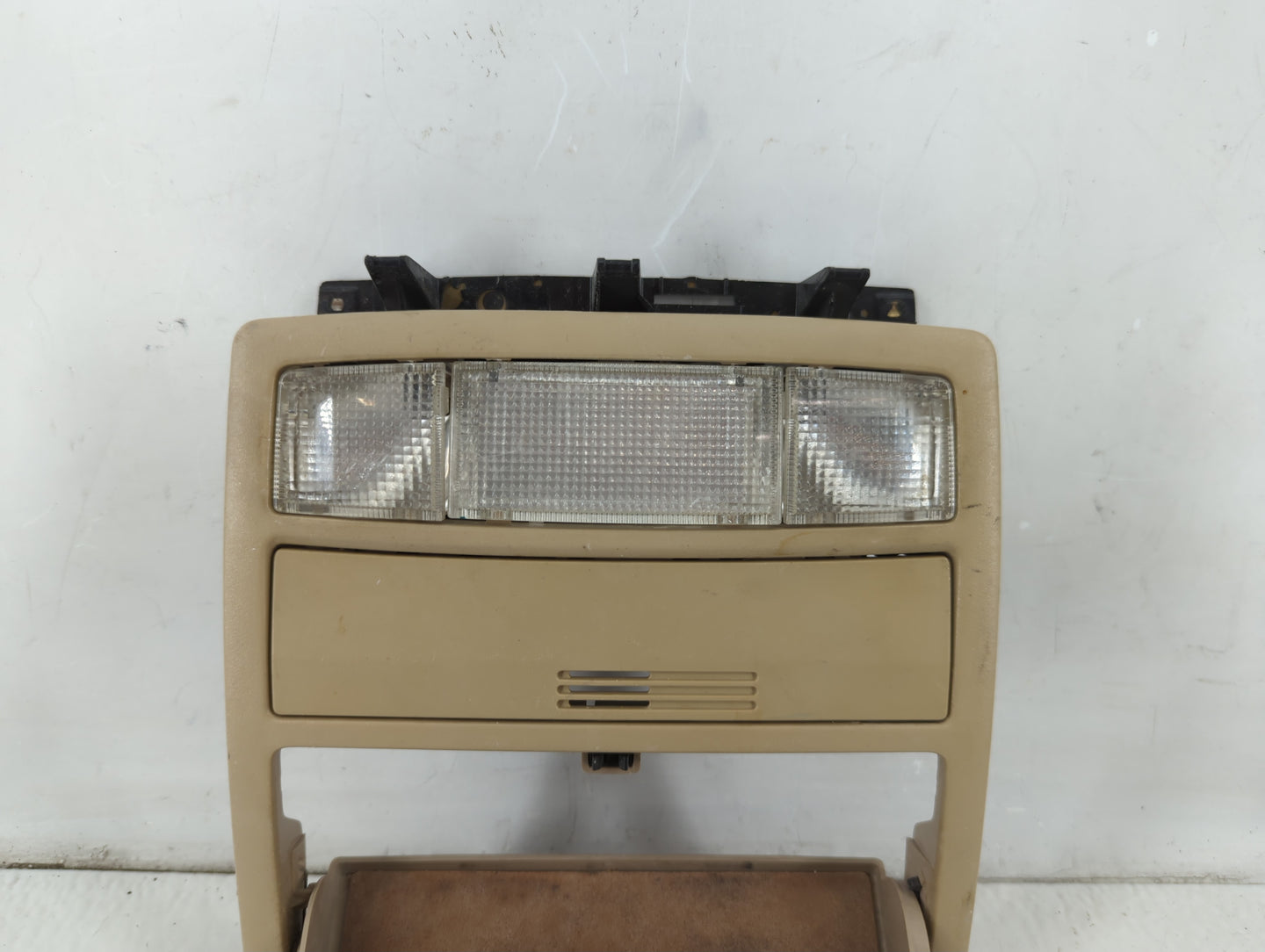 2008 Toyota Camry Overhead Roof Console - Oemusedautoparts1.com