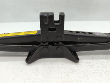 2008 Toyota Camry Spare Scissor Car Jack